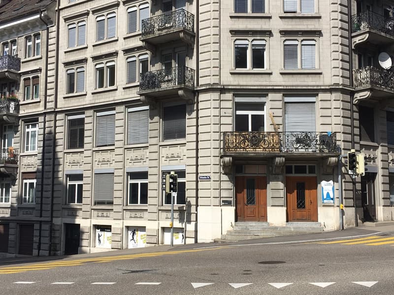 Charmante 3,5-Zimmer-Dachwohnung an zentraler Lage (13)