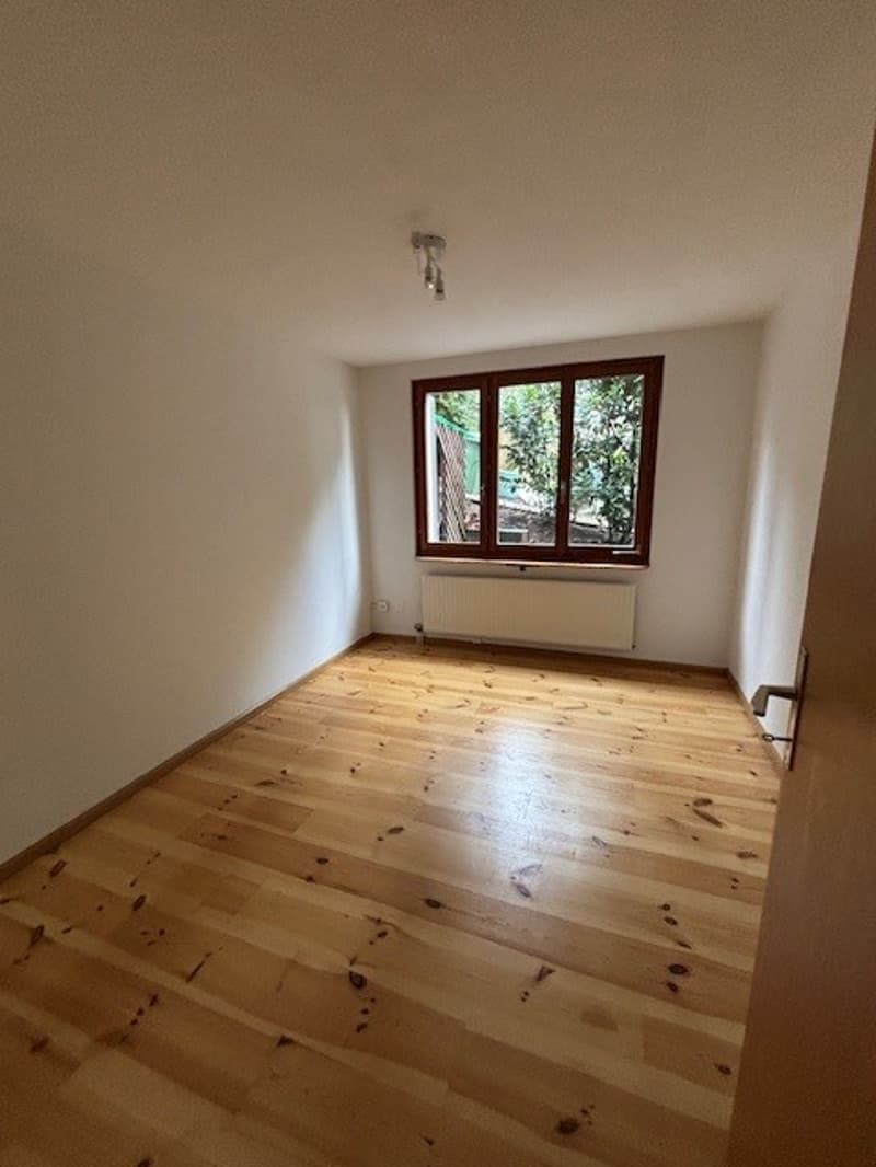 Gepflegtes 5½-Zimmer-Einfamilienhaus an ruhiger und sonniger Lage (16)