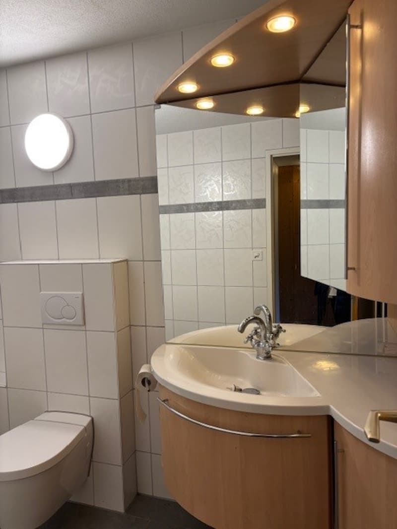 Gepflegtes 5½-Zimmer-Einfamilienhaus an ruhiger und sonniger Lage (18)