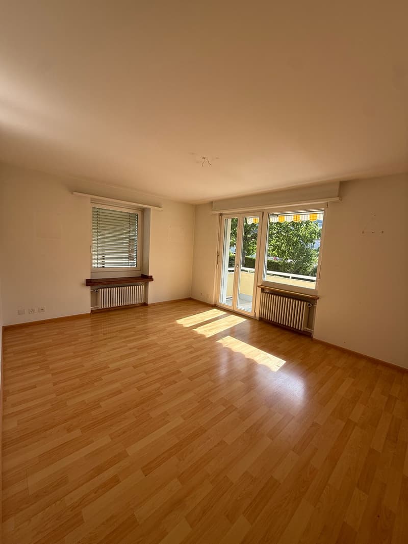 Helle 4-Zimmer-Wohnung mit Balkon in Pratteln (5)