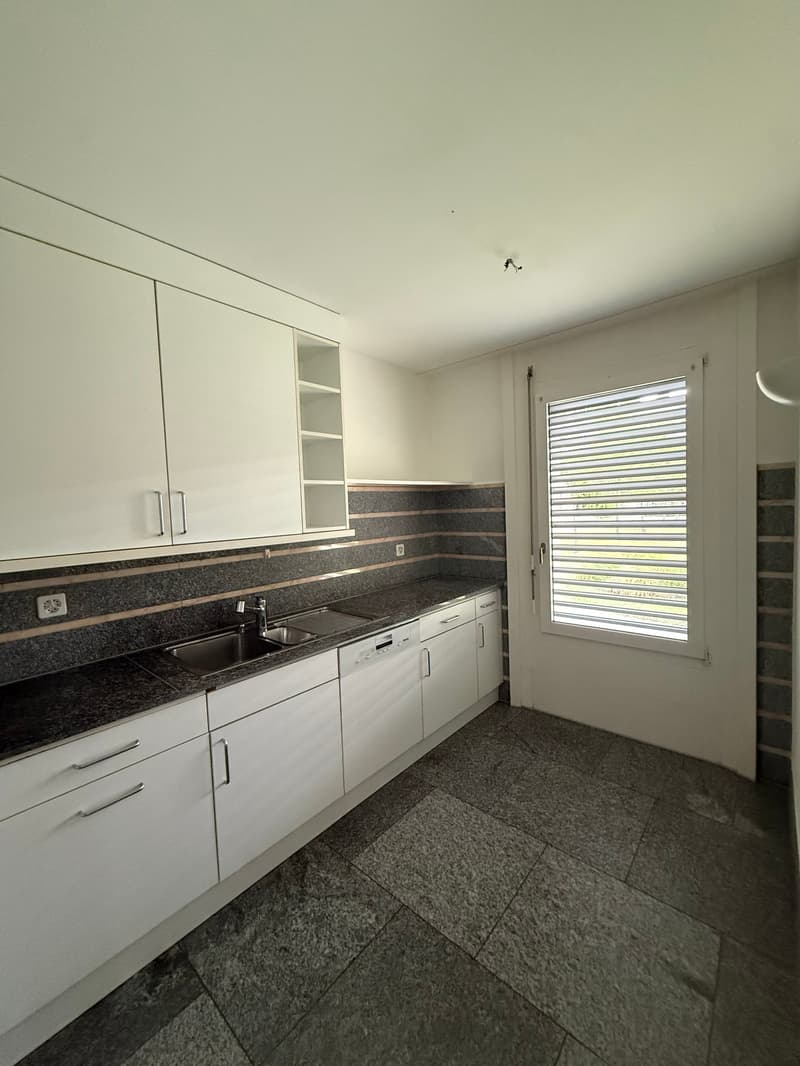 Charmante 4.5-Zimmer-Wohnung im Erdgeschoss in Arlesheim (3)