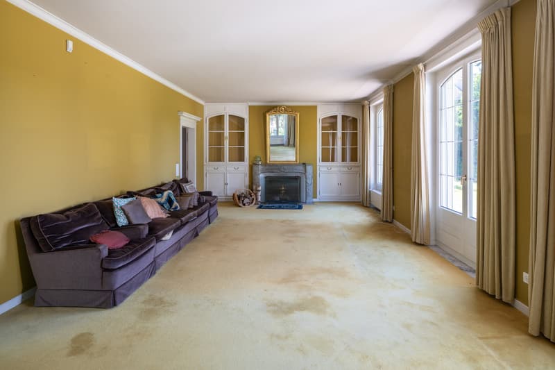 Landhausvilla, grosser Salon