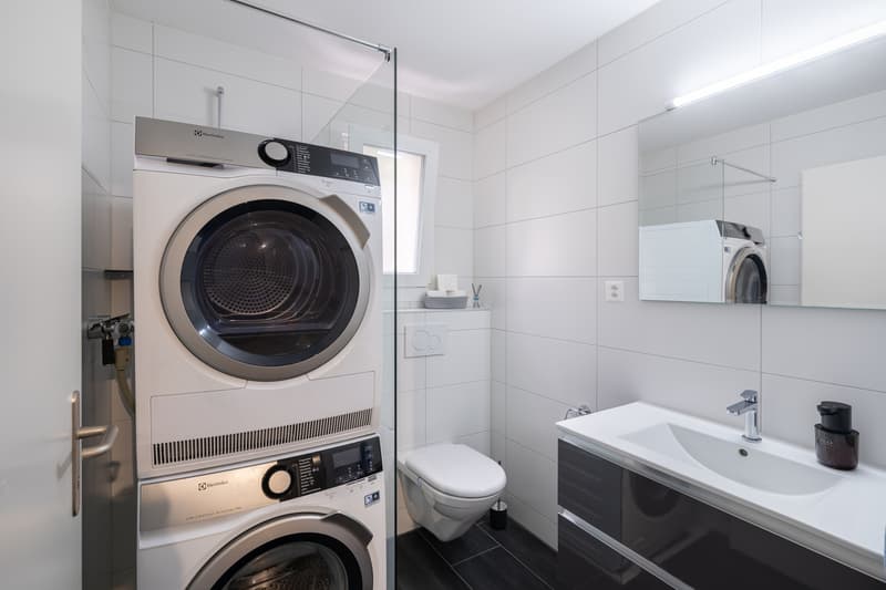 Modern wohnen mit eigenem Garten - attraktive 4.5-Zimmer-Wohnung (7)