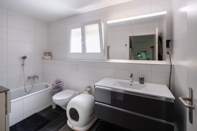 Modern wohnen mit eigenem Garten - attraktive 4.5-Zimmer-Wohnung (8)