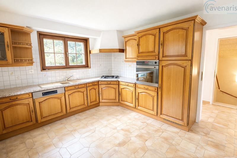 Küche Erdgeschoss / Cuisine au rez-de-chaussée / Kitchen first floor / Cucina piano terra