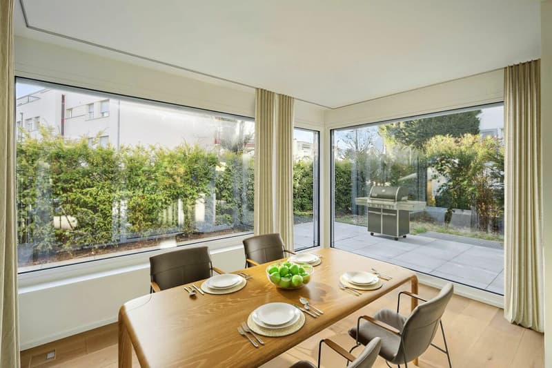 Neubau: Exklusive 3.5-Zimmer-Gartenwohnung mit grosszügigem Gartenanteil und Einstellplatz (4)