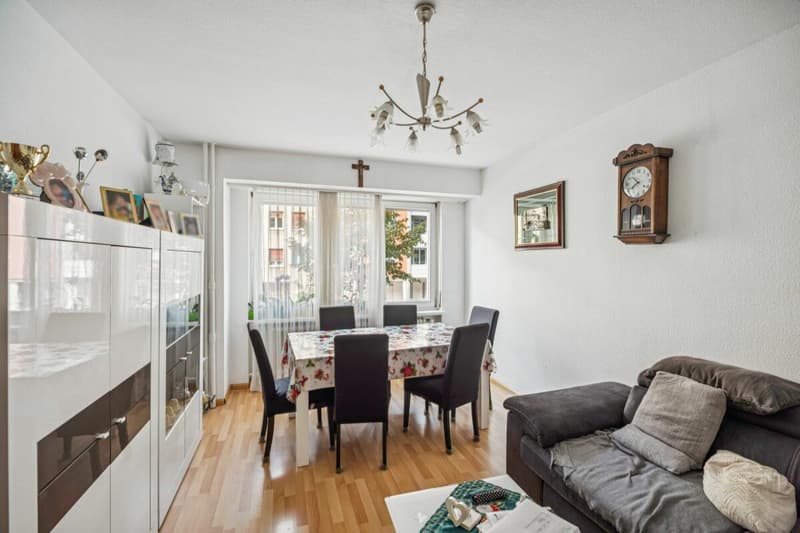 Zentral gelegene 3-Zimmer-Wohnung mit Balkon und ruhiger Hofausrichtung (6)