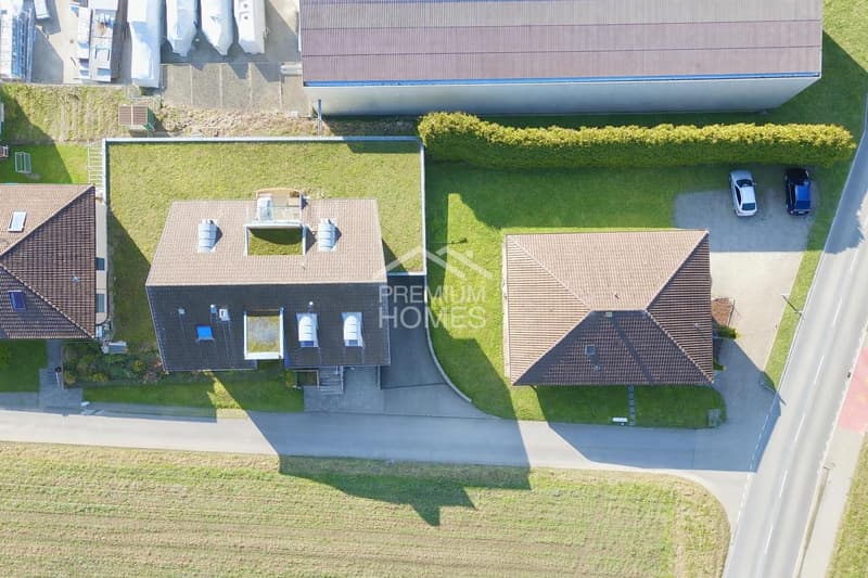 RESERVIERT (3)