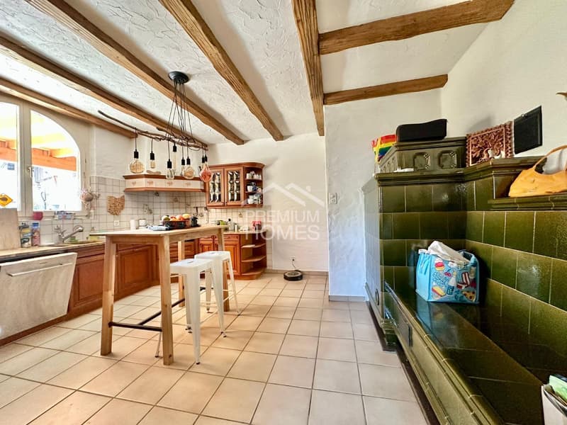Multi-family house with horse keeping and agricultural land (5)