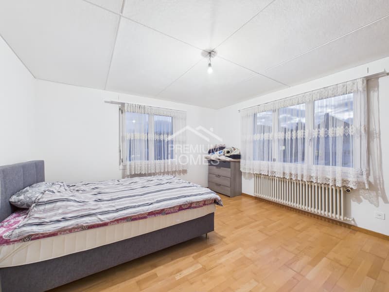 Grosszügiges Einfamilienhaus mit grosser Terrasse, modernem Wohnkomfor (7)