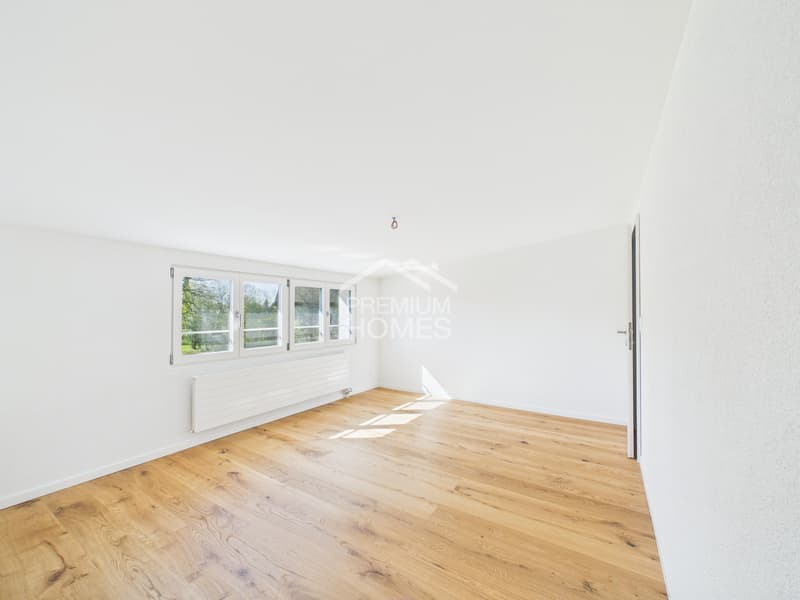 Abitare moderno con paradiso giardino privato (3)
