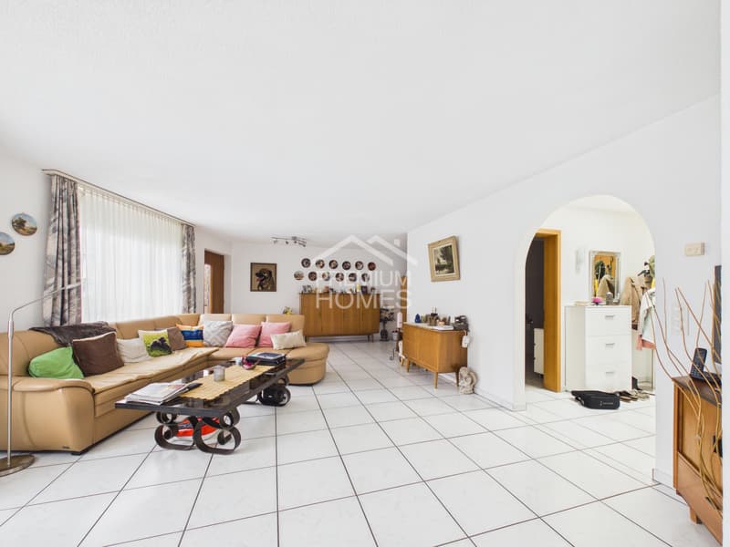 Familienhaus mit Einliegerwohnung - Potenzial an bester Lage (7)