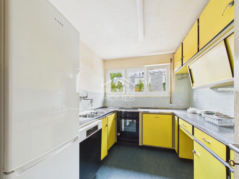 Familienhaus mit Einliegerwohnung - Potenzial an bester Lage (12)