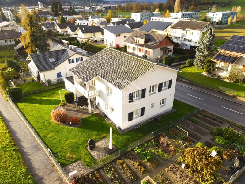 Dieses Traumhaus garantiert Ihnen freie Sicht ins Grüne (9)