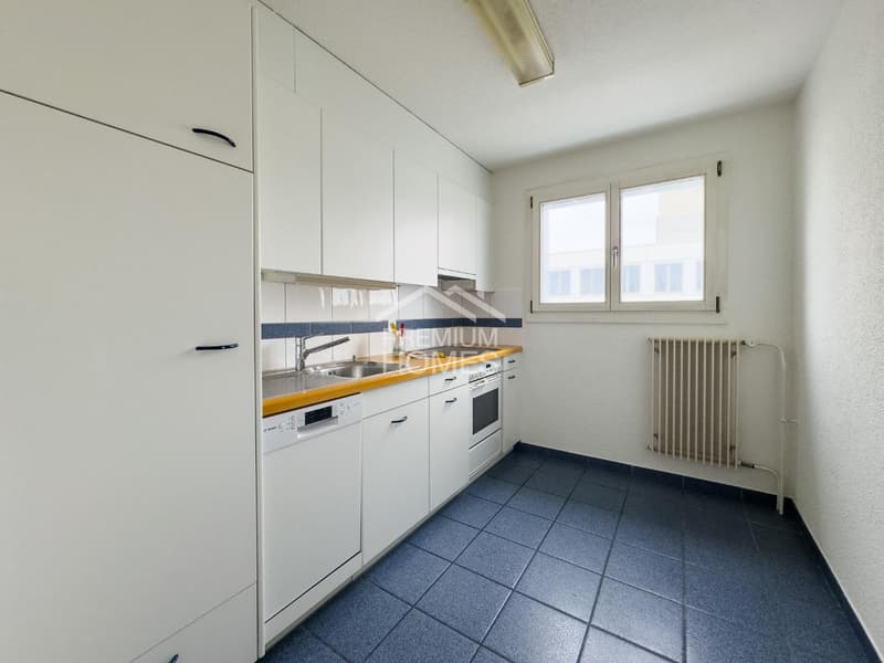 RESERVIERT (5)