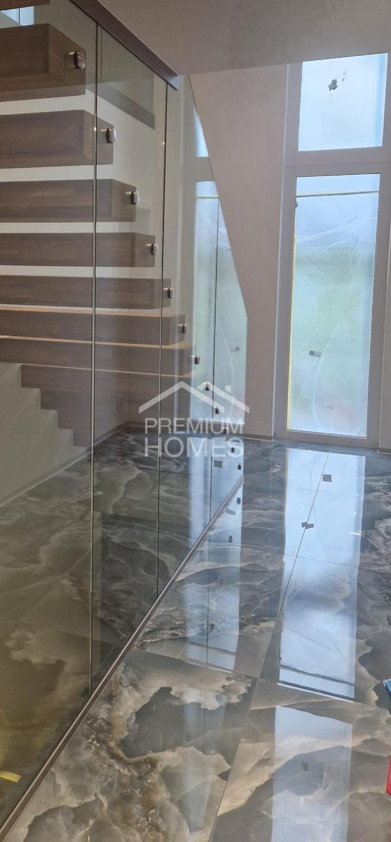 Premium Wohnen mit Pool, Galerie und Sonnenterrasse (11)