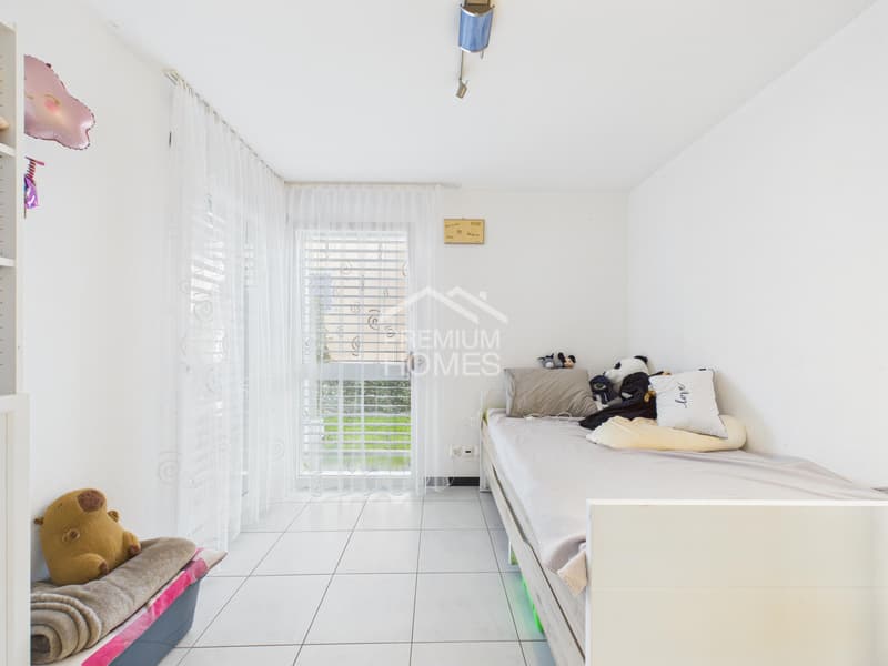 Moderne Gartenwohnung mit Kochinsel, Weinschrank & viel Licht (5)