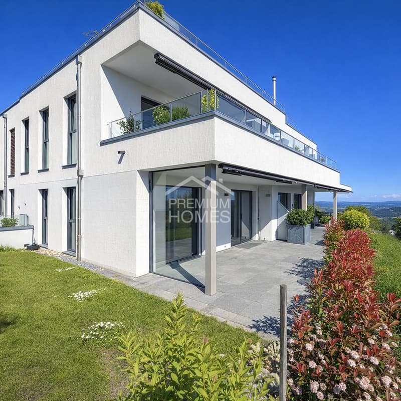 Neuwertige Liegenschaft mit hochwertigem Ausbau (1)