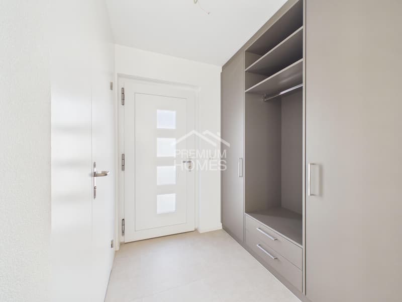 Stilvolles Wohnen im Neubau per sofort verfügbar! (4)