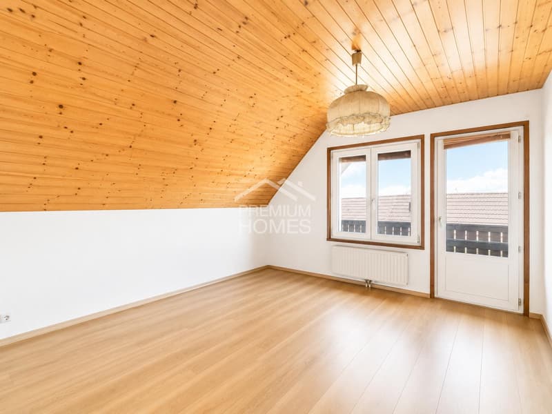 Viel Raum zum Leben - Familienidyll in bester Lage (11)