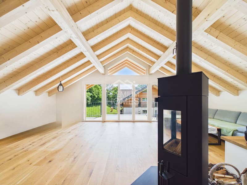 Ein Zuhause mit Niesenblick - grosszügige 5.5-Zimmer-Maisonette! (1)