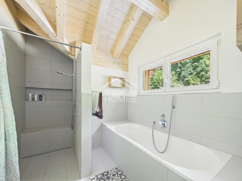 Ein Zuhause mit Niesenblick - grosszügige 5.5-Zimmer-Maisonette! (7)