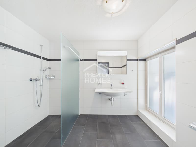 Modernes Zuhause mit viel Raum und Komfort (7)