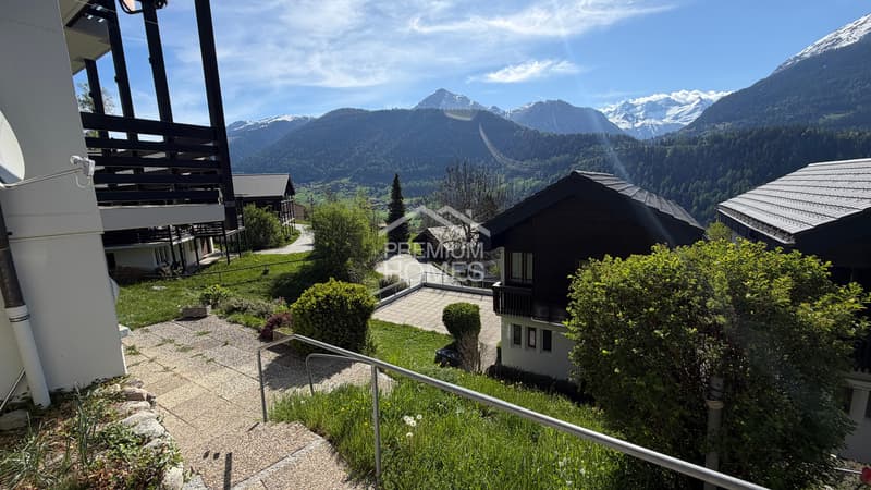 Charmantes Alpen-Apartment mit Bergpanorama (1)