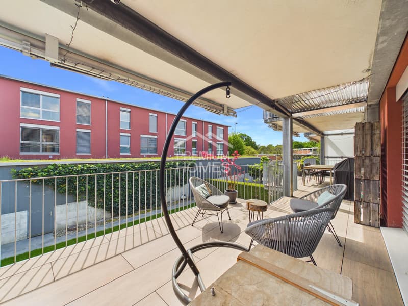 XXL-Balkon mit modernem Wohngefühl (6)