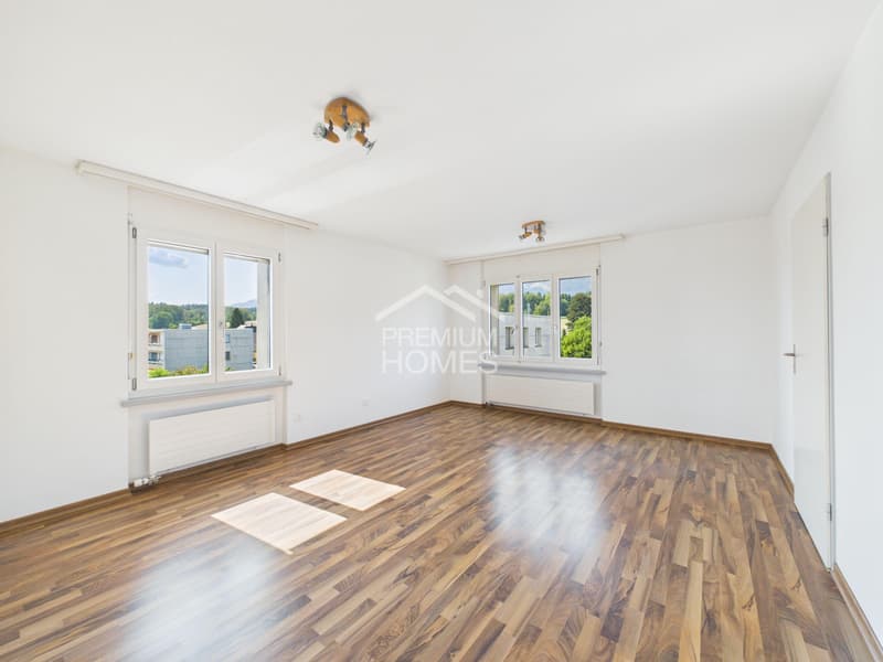 Attraktive 3½-Zimmer-Wohnung mit Gemeinschaftspool (6)