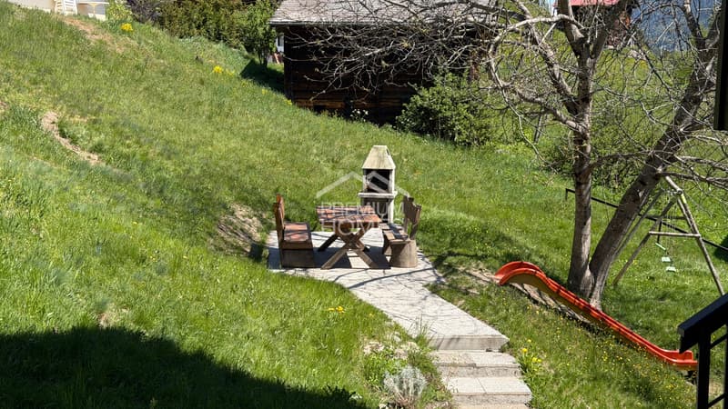 Charmantes Alpen-Apartment mit hoher Rendite (11)