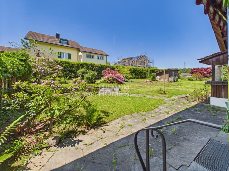 Chalet-Flair mit traumhafter Gartenidylle (5)