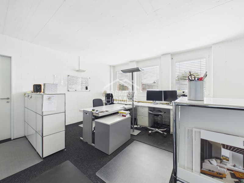 Gewerbe im 2 OG mit Lager und Dachterrasse (7)