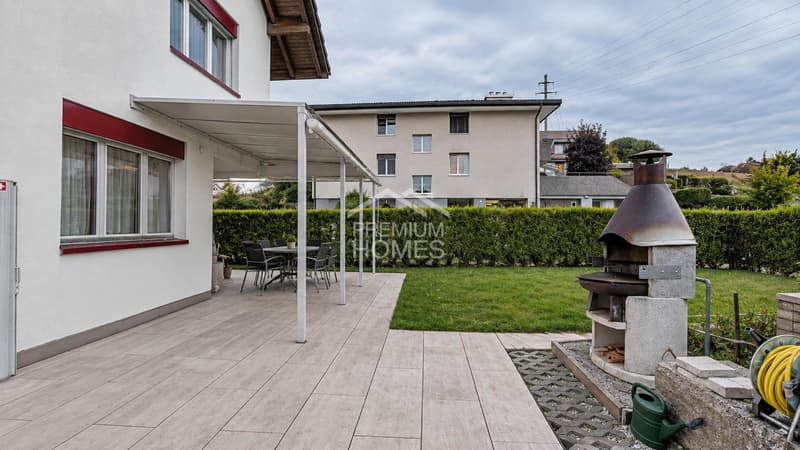 Vielseitiges Familienhaus mit separater Einliegerwohnung (9)