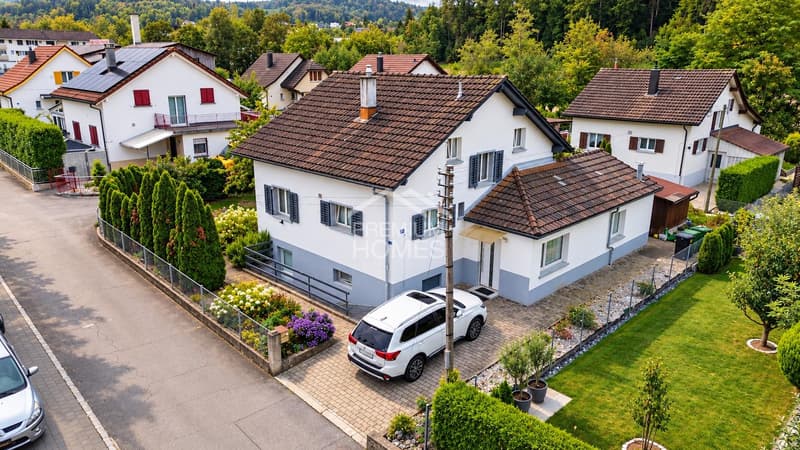 WOHNGLÜCK MIT BESONDEREM CHARME (2)