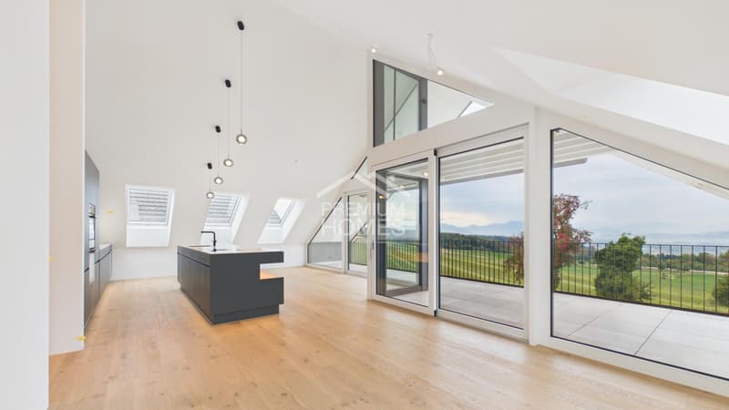 MODERNE ATTIKAWOHUNG MIT TRAUMHAFTER BERGKULISSE (4)