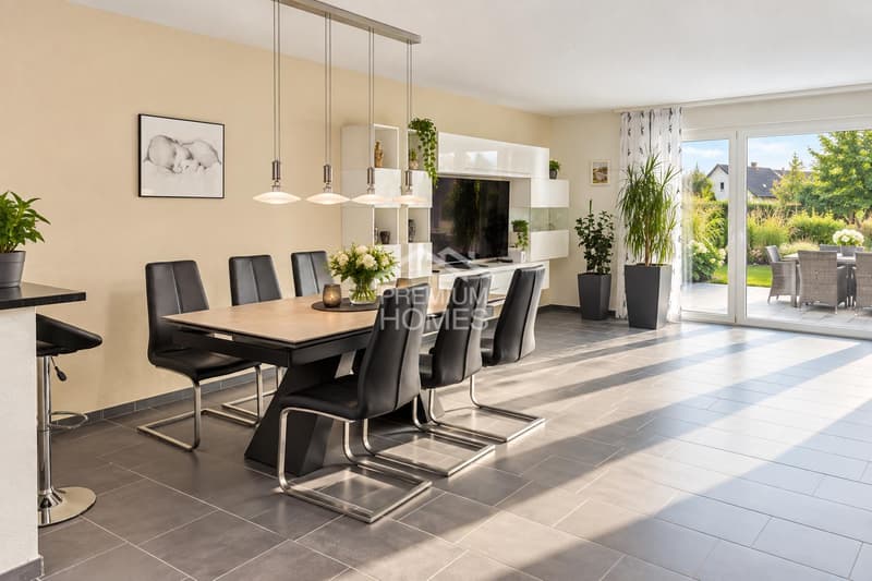 Ein Zuhause mit Charakter, Raum und Schlossblick (3)