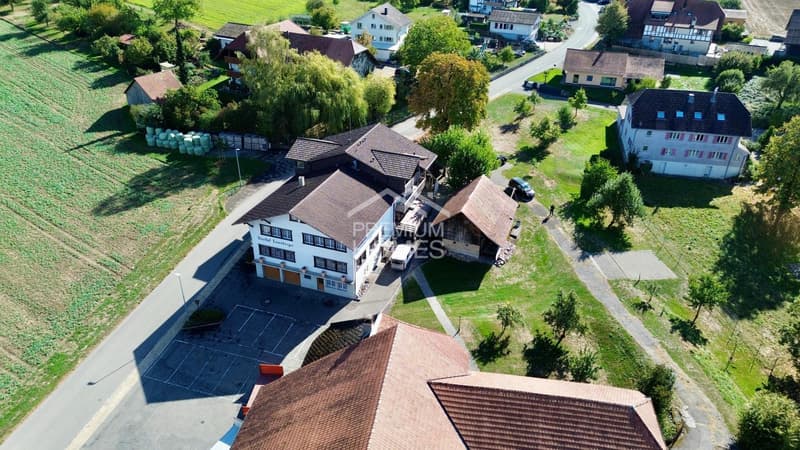 Vielseitige Liegenschaft mit attraktivem Baulandpotenzial (2)