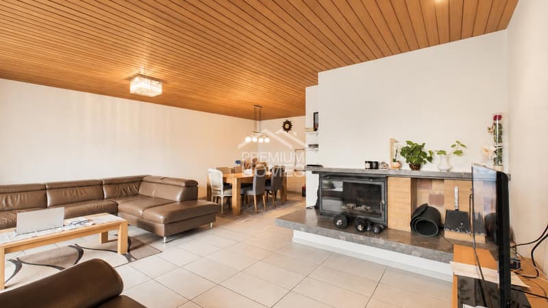Traumhaftes Familienhaus mit Cheminée und sonnenverwöhntem Garten (5)