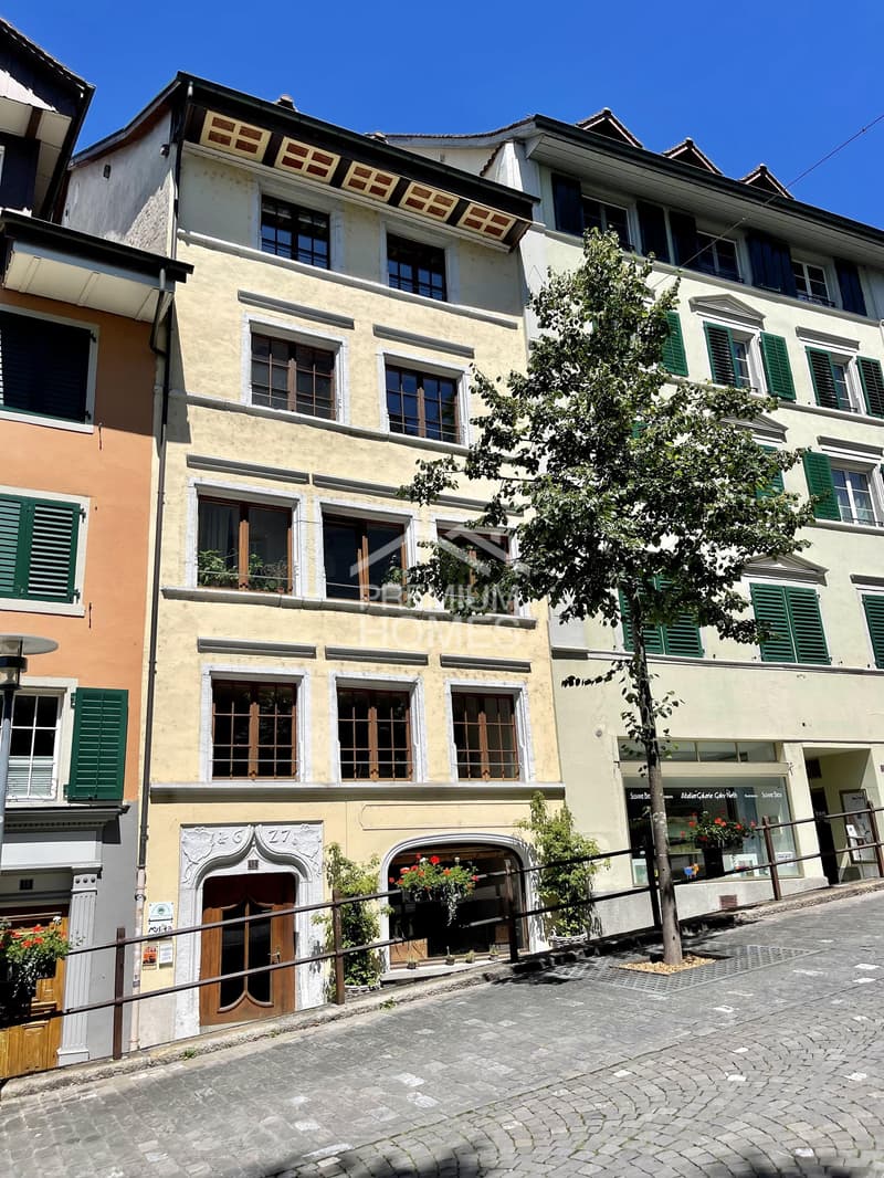 Wohn- und Geschäftshaus in der Altstadt (1)
