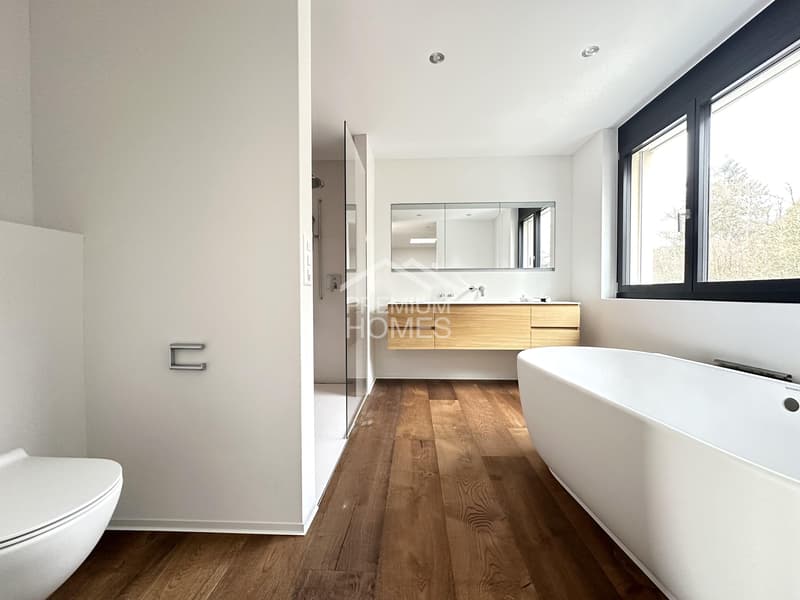 Luxuriöse 4.5 Zimmer-Attikawohnung (8)