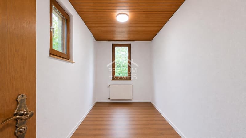 Renditestarkes MFH mit ca. 5.4 % Netto-Rendite (12)