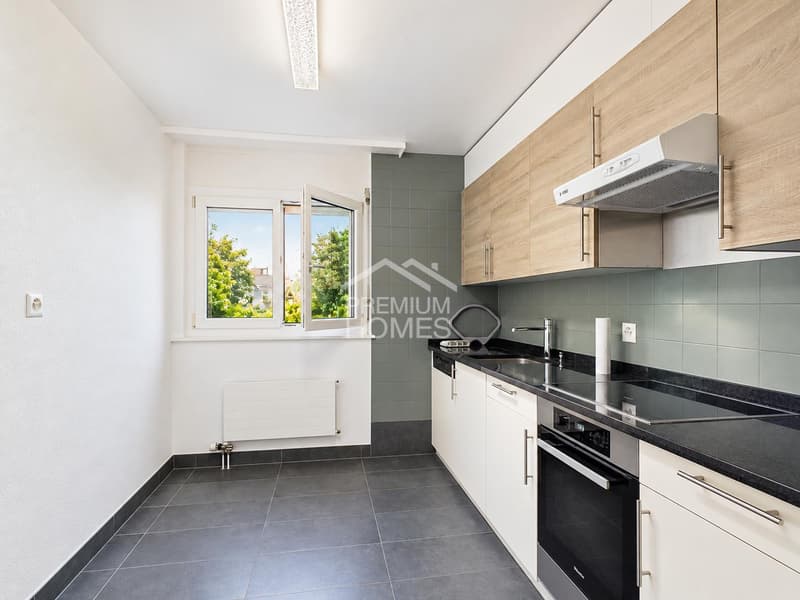 Le confort d'un appartement rénové à Bevaix (2)
