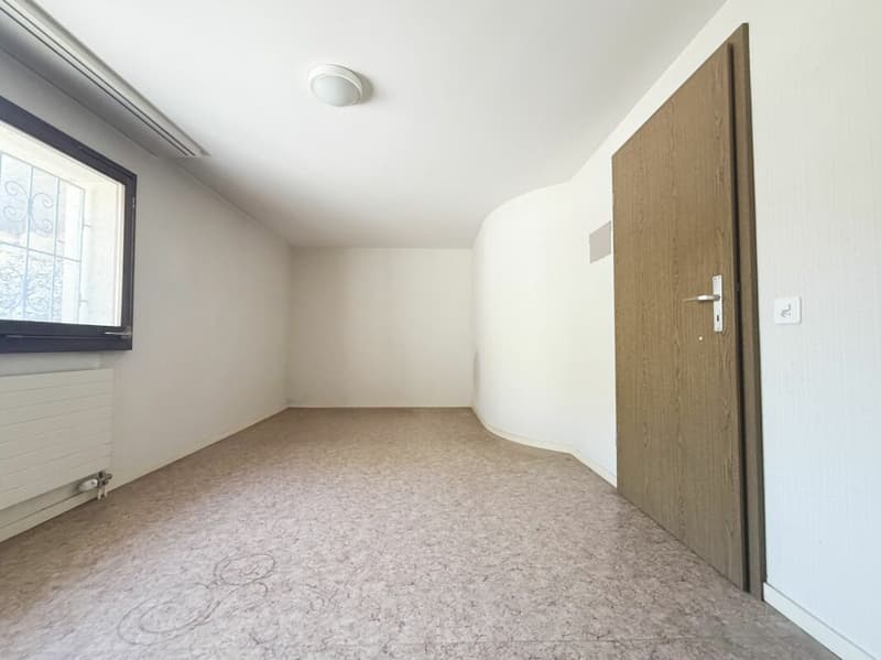 Reihenhaus mit grossem Ausbaupotenzial (6)