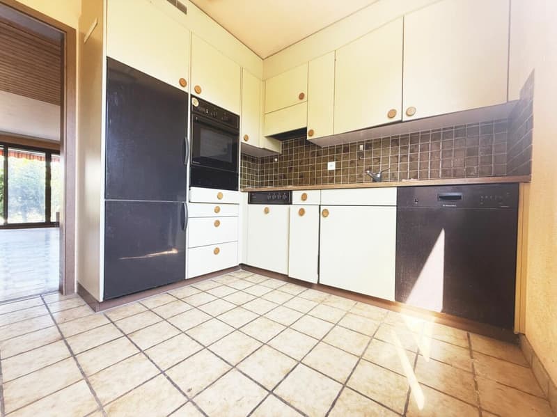 Reihenhaus mit grossem Ausbaupotenzial (5)