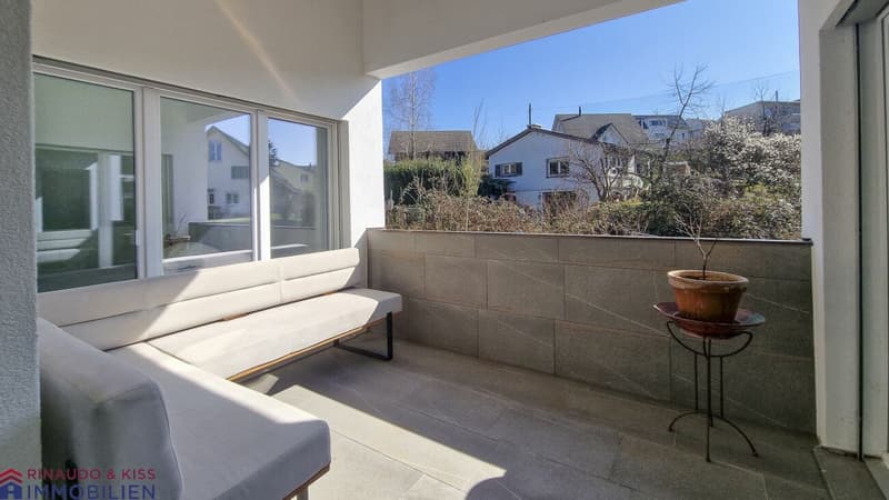 Exklusive Dachwohnung mit Balkon - modern & neuwertig (8)
