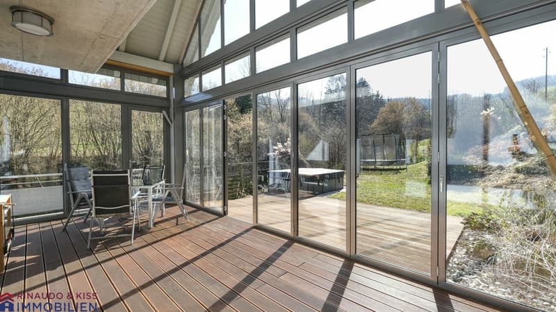 Maison unifamiliale avec oasis de verdure (2)