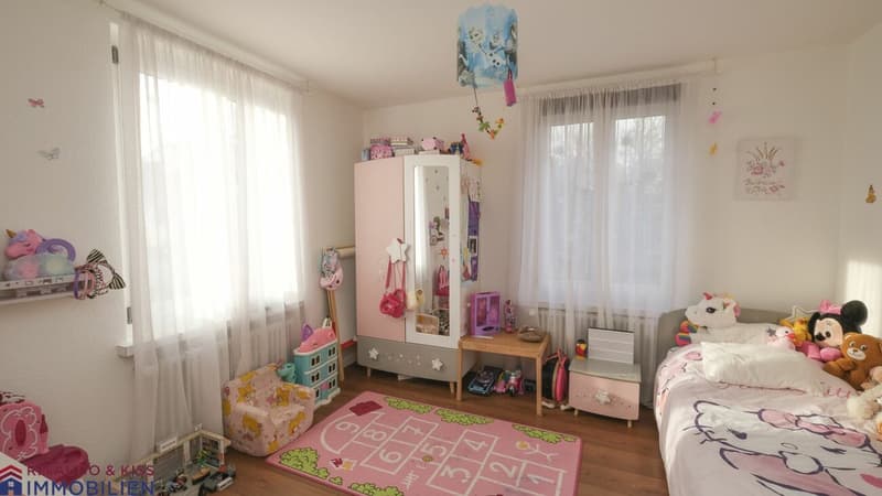 Ein Haus, zwei Zuhause-voller Möglichkeiten (5)