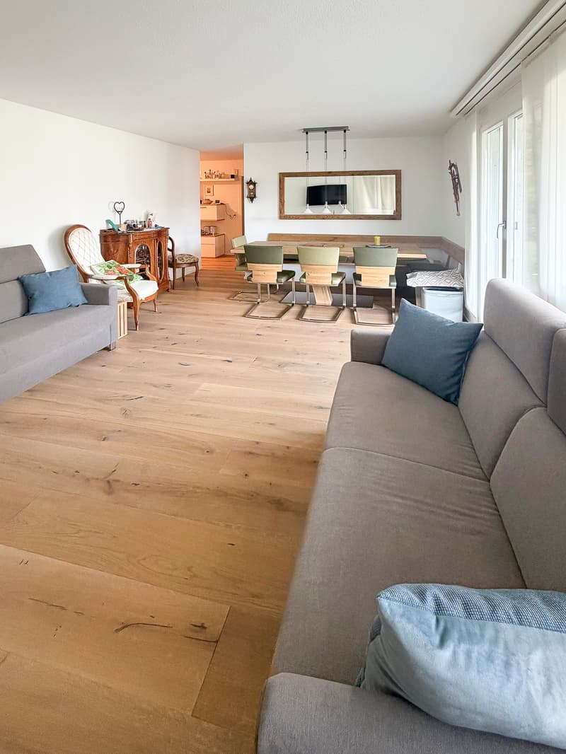 Charmante, komplett renovierte 2-Zimmer-Ferienwohnung in Flims (5)