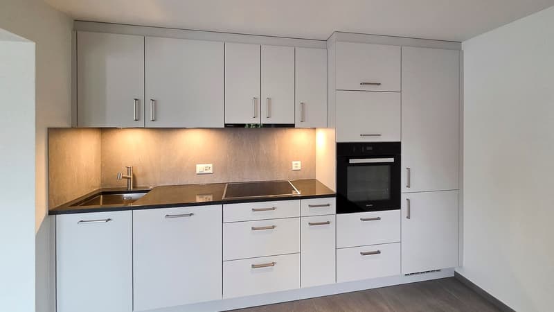 Charmante Wohnung mit Sitzplatz – Erstvermietung nach Totalsanierung (9)